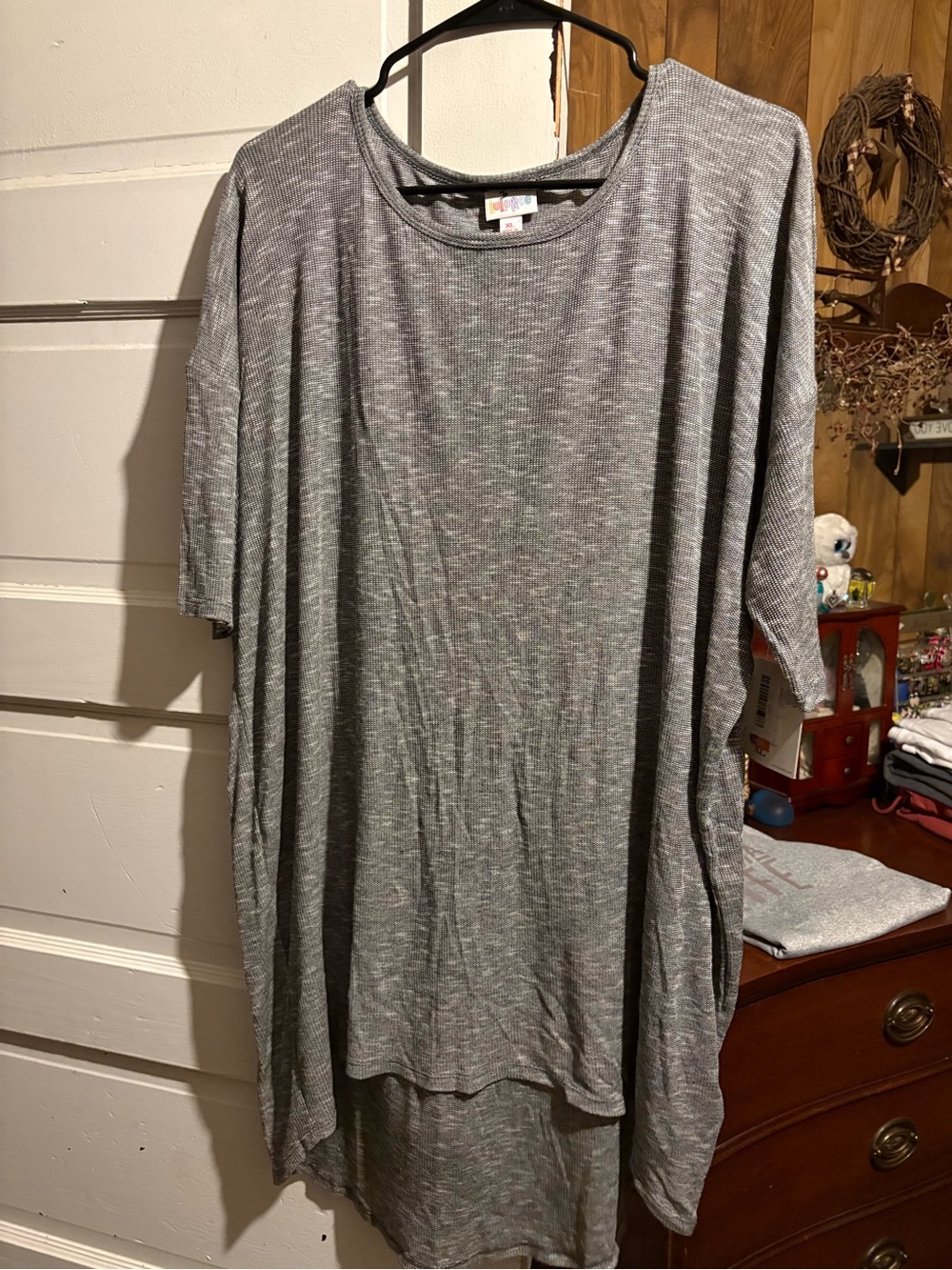 LuLaRoe Heather Gray Short Sleeve Tunic Tee